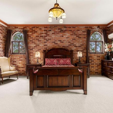 The Castle At Bonville エクステリア 写真